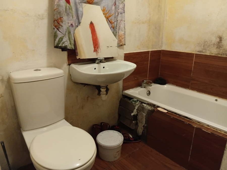 5 Bedroom Property for Sale in Kraaifontein East Western Cape